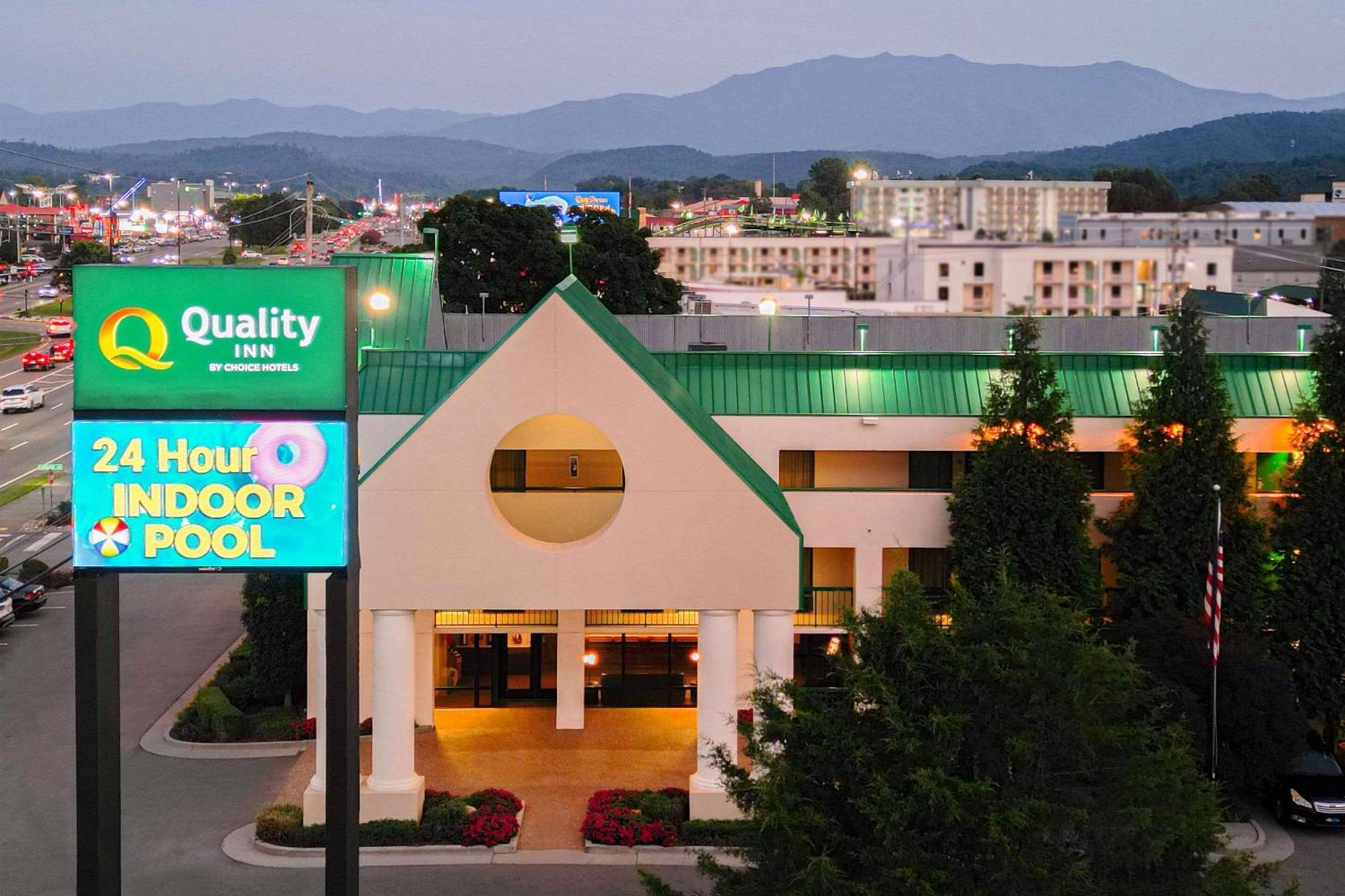 Quality Inn Near The Island Pigeon Forge Eksteriør bilde